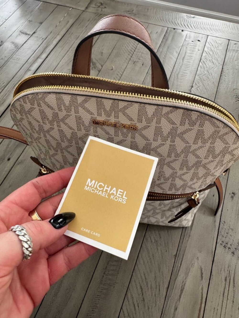 Michael Kors Dallas Medium Signature Logo Backpack in Vanilla / Luggage NWOT - Picture 11 of 11